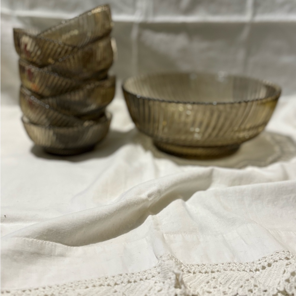 Vintage Arcoroc Bowl Set of 8